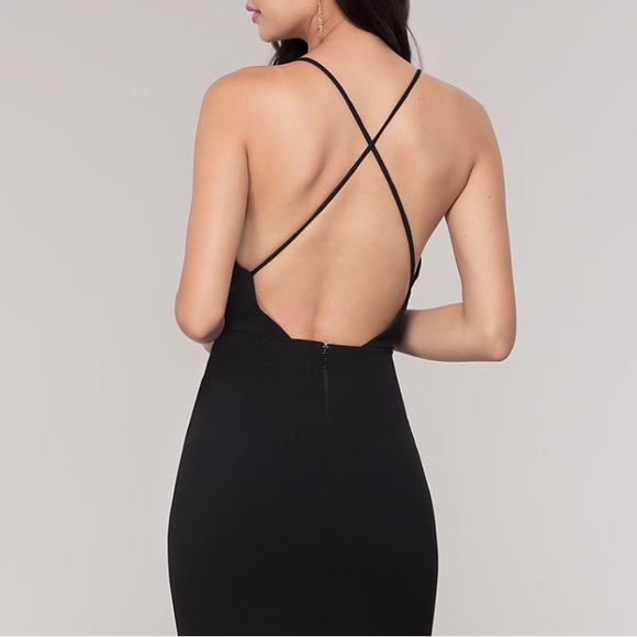 NWT Elegant Long Black Formal Symphony Dress with Deep V-Neck and Lace Detailing - Picture 11 of 11